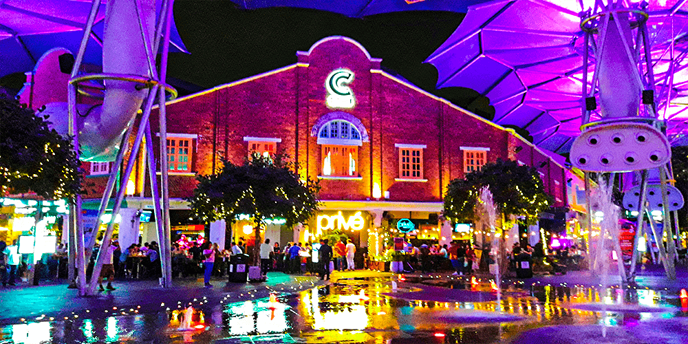 Clarke Quay Tourist Attraction Riverside Piazza Site is Close to Clarke Quay Tourist Attraction